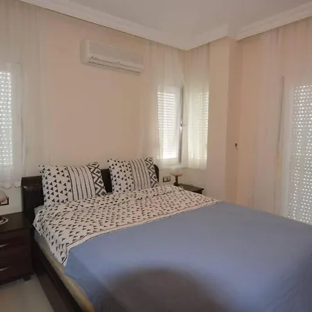 Sleeps 6, With Private Pool - Awz 242 *