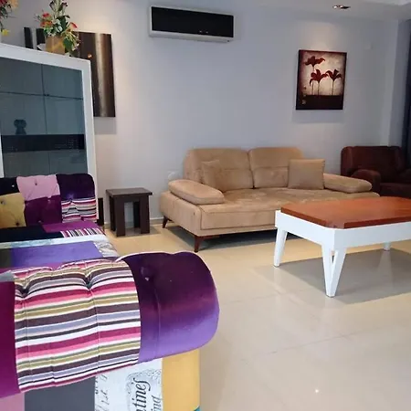 Sleeps 6, With Private Pool - Awz 242